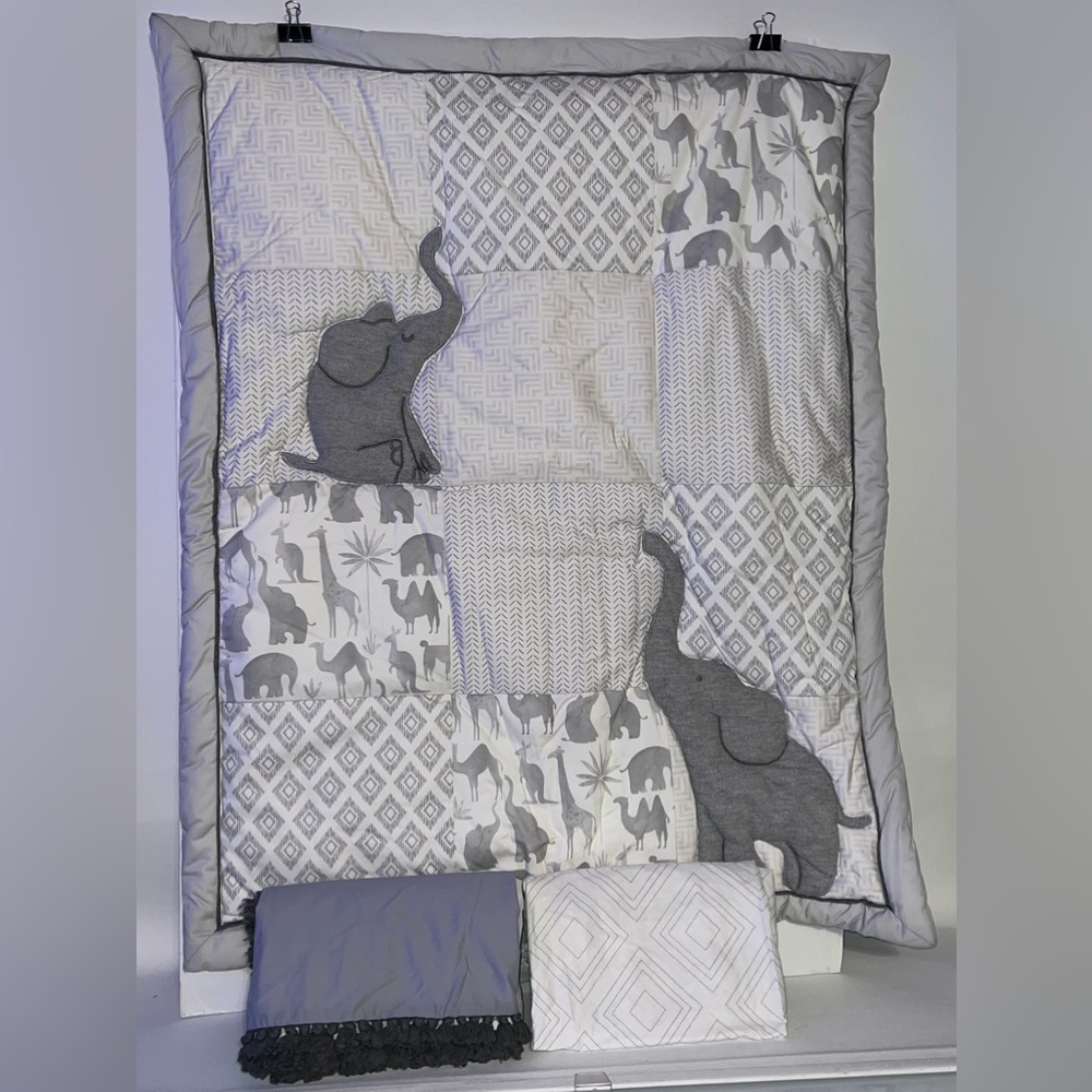 one of a kind 3 piece zafari elephant baby crib bedding new see details